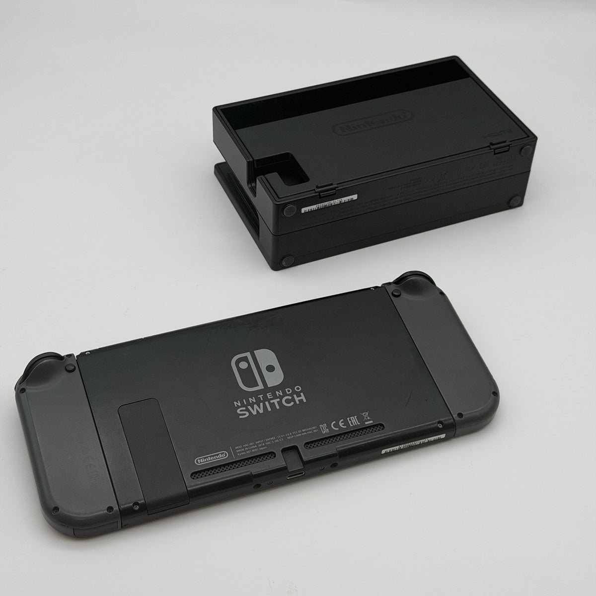 Nintendo Switch V1 HAC-001 Console Super Smash Bros Limited Region Free - Tested