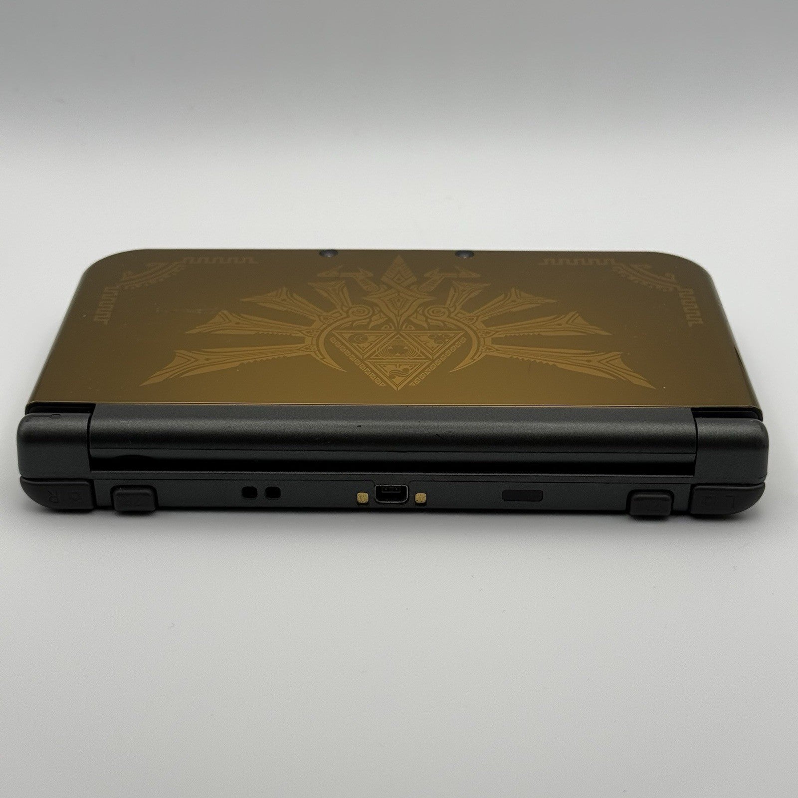 “new” Nintendo 3DS XL Zelda Hyrule Edition Console Dual IPS w/Charger - Tested5