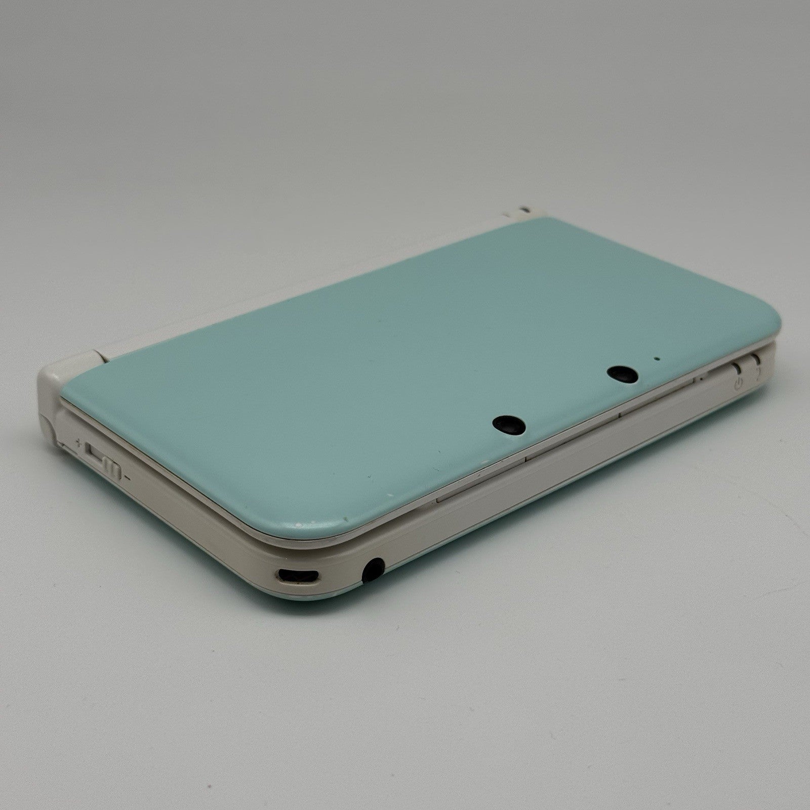 Nintendo 3DS XL LL Mint & White Console w/Charger USA - *Read: Screens & Camera*10