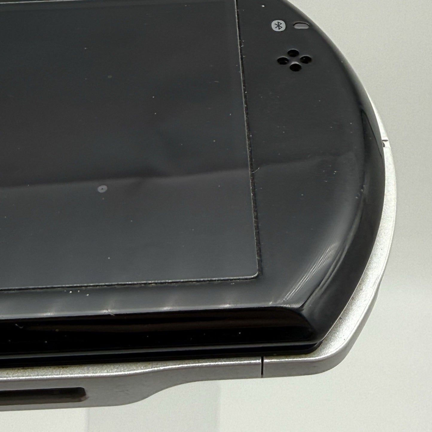 Sony PSP Go Piano Black Handheld Console 128GB w/Charger, New Screen - Tested8