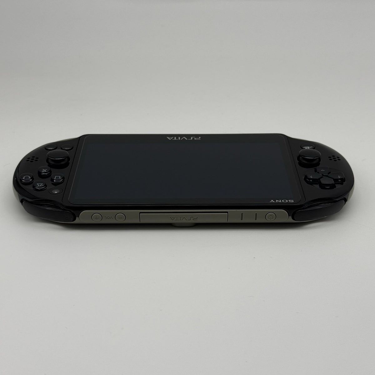 PS Vita PCH-2000 God Eater 2 Sony Playstation Special Ed Console Charger & Case8