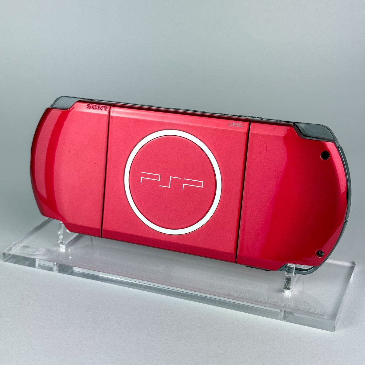 PSP 3000 - Radiant Red Console